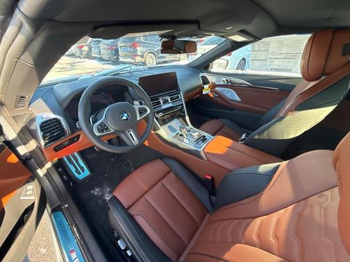 2026 BMW M850 i xDrive