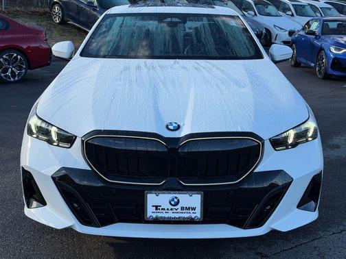 2026 BMW 530 i xDrive