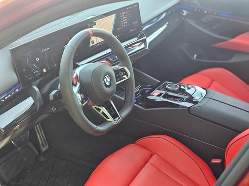 2025 BMW M5 Base