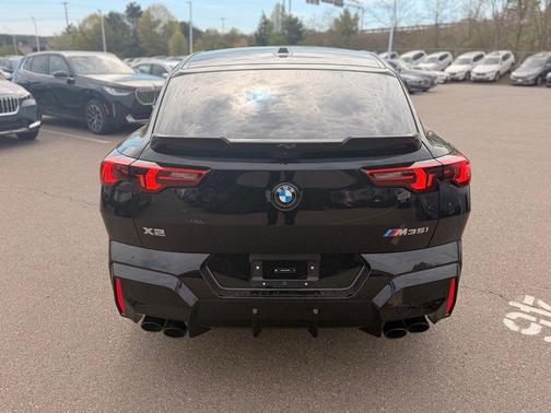 Black Sapphire Metallic 2026 BMW X2 M35i
