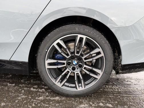 2026 BMW 530 i xDrive