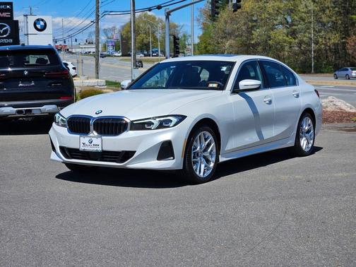 Mineral White Metallic 2025 BMW 330 i xDrive