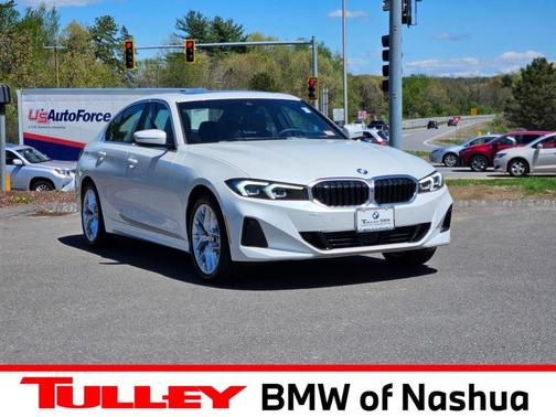 Mineral White Metallic 2025 BMW 330 i xDrive
