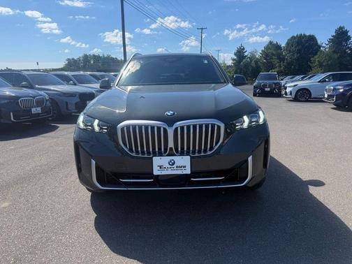 Gray Metallic 2026 BMW X5 xDrive40i