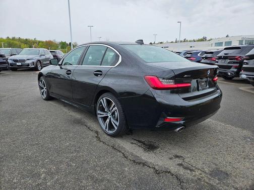 Black Sapphire Metallic 2020 BMW 330 i xDrive