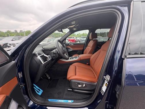 2026 BMW X5 M60i