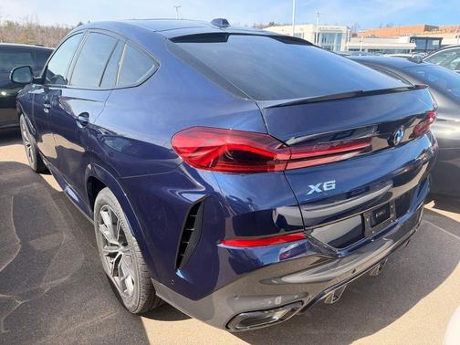 Tanzanite Blue II Metallic 2026 BMW X6 xDrive40i