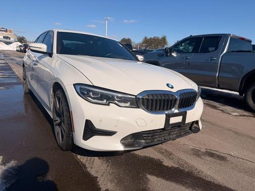 2021 BMW 330 i xDrive