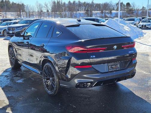 2026 BMW X6 M60i
