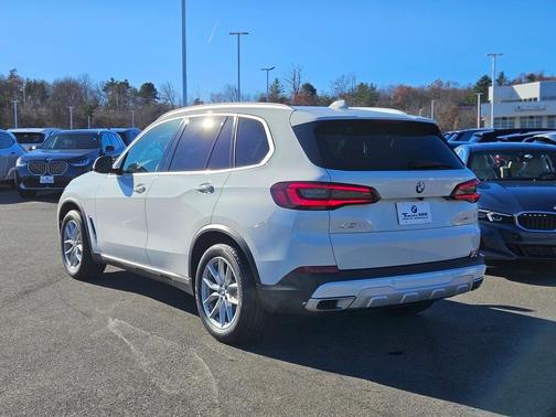 2023 BMW X5 xDrive40i