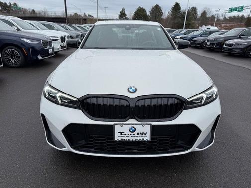 2025 BMW 330 i xDrive