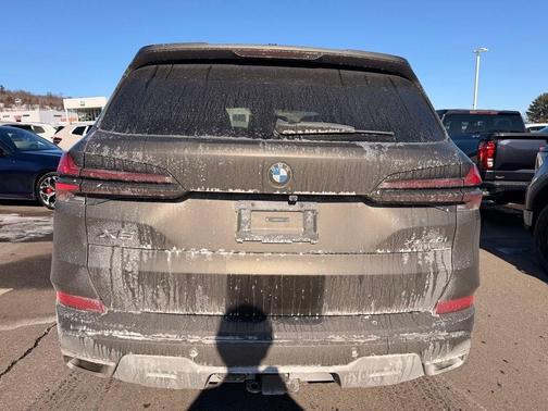 Manhattan Green Metallic 2026 BMW X5 xDrive40i