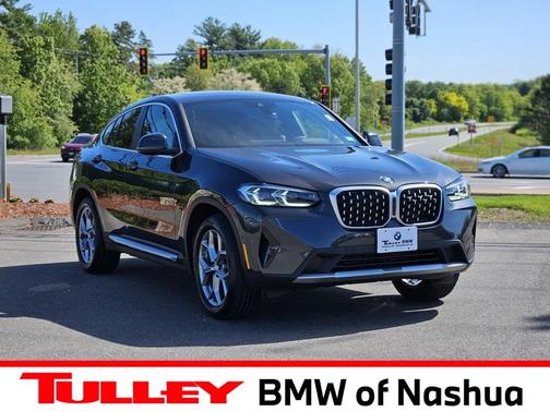 2025 BMW X4 xDrive30i