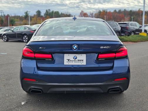 2023 BMW 540 i xDrive