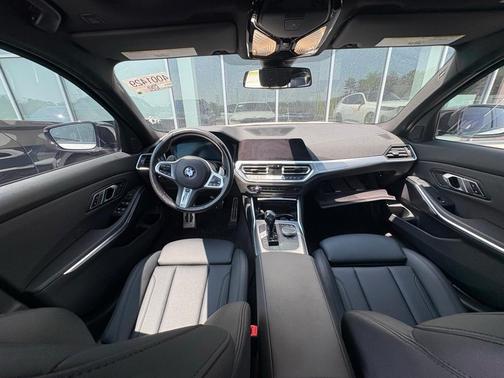 2021 BMW 330 i xDrive