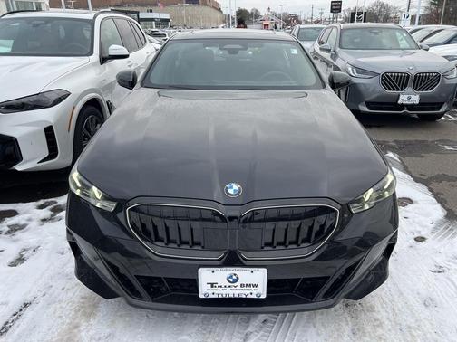 2026 BMW 540 i xDrive