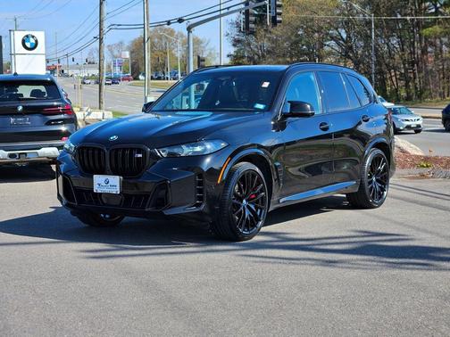 Black Sapphire Metallic 2024 BMW X5 M60i