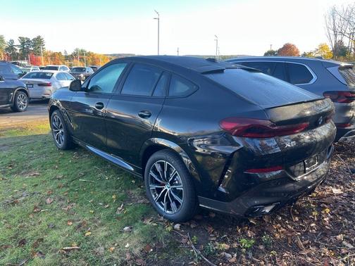 2026 BMW X6 xDrive40i