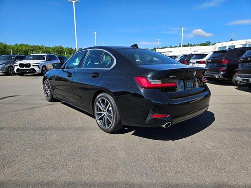 Jet Black 2021 BMW 330 i xDrive