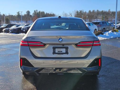 2024 BMW 530 i xDrive