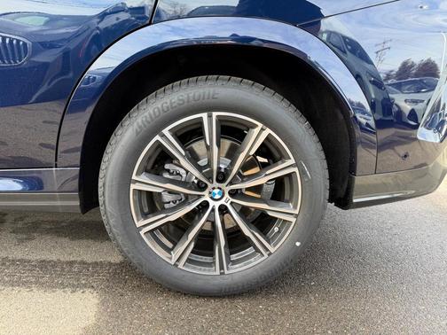 2026 BMW X6 xDrive40i