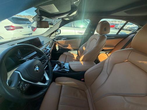 2022 BMW 530 i xDrive