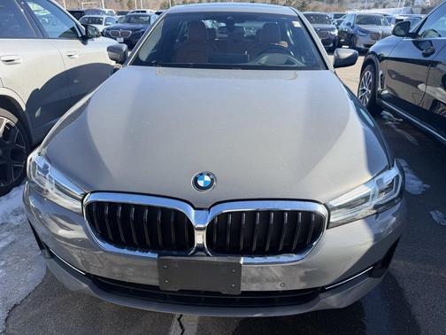 2022 BMW 530 i xDrive