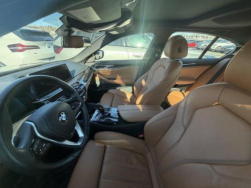 2022 BMW 530 i xDrive