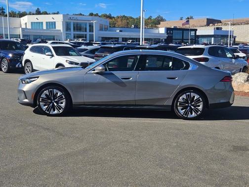 2026 BMW 530 i xDrive
