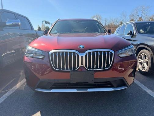 Aventurin Red Metallic 2023 BMW X3 xDrive30i