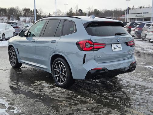 2023 BMW X3 M40i