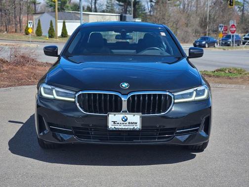 Black Sapphire Metallic 2022 BMW 530 i xDrive
