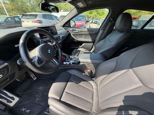 Alpine White 2024 BMW X4 M40i