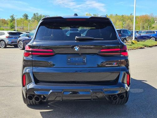 Black Sapphire Metallic 2024 BMW X5 M Competition