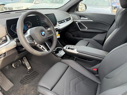 2026 BMW X2 xDrive28i