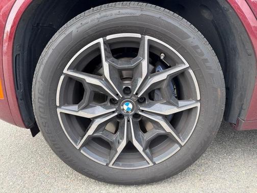Red Metallic 2025 BMW X4 M40i