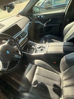 Mineral White Metallic 2021 BMW X6 M50i