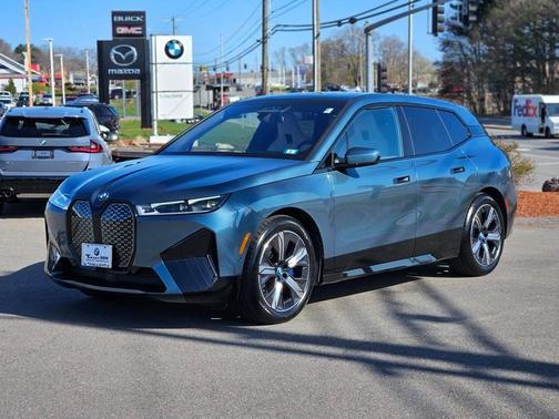 2025 BMW iX xDrive50