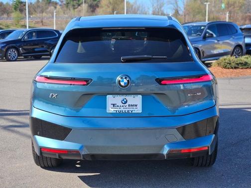 2025 BMW iX xDrive50