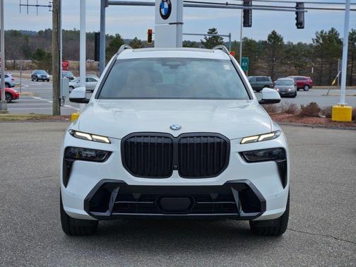 Alpine White 2025 BMW X7 xDrive40i