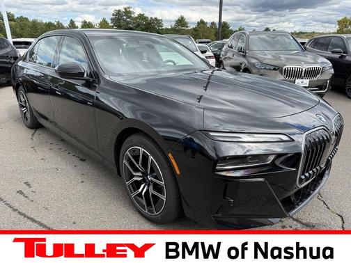 2026 BMW 750e xDrive