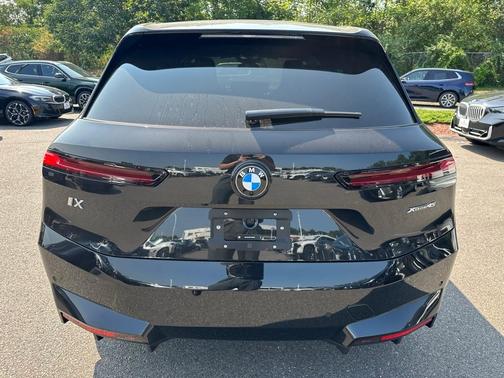 2026 BMW iX xDrive45