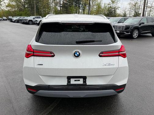 Mineral White Metallic 2026 BMW X3 30 xDrive
