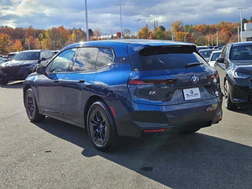 2025 BMW iX xDrive50