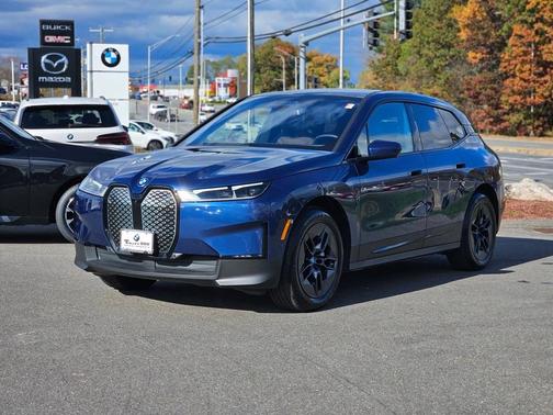 2025 BMW iX xDrive50