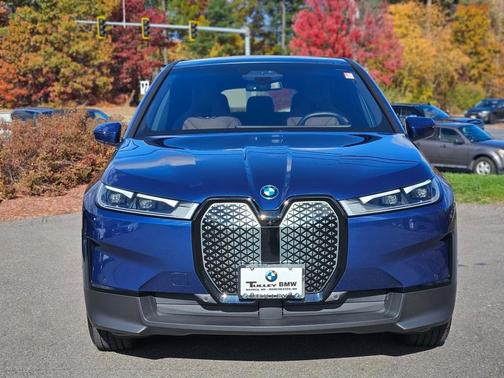 2025 BMW iX xDrive50