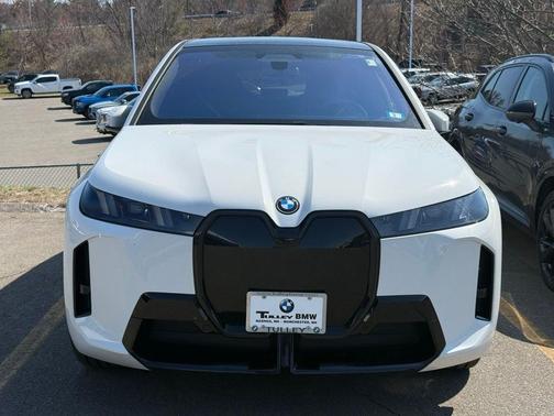 Alpine White 2026 BMW iX xDrive60