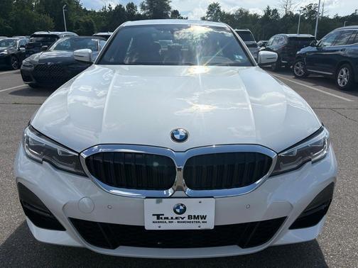 2022 BMW 330 i xDrive