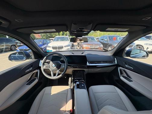 2025 BMW X1 xDrive28i