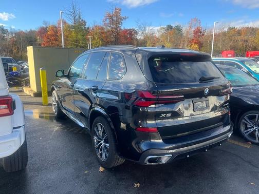 2025 BMW X5 xDrive40i